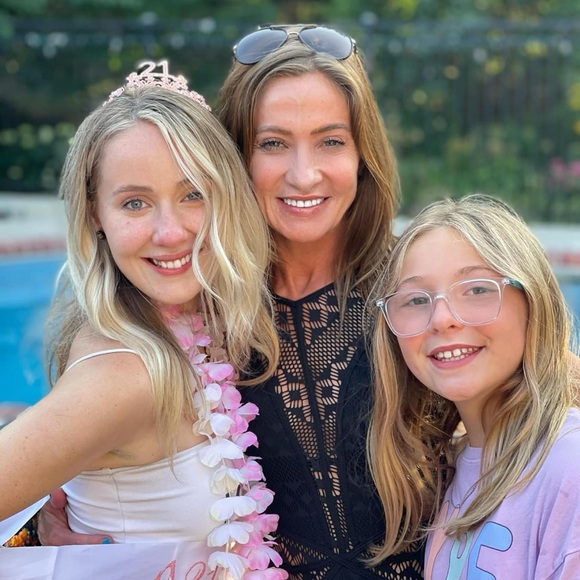 Meet your Posher, Amy - Picture 6 of 9